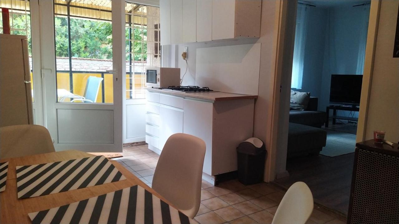 Tulipán Vendégház Apartamento Siófok Exterior foto