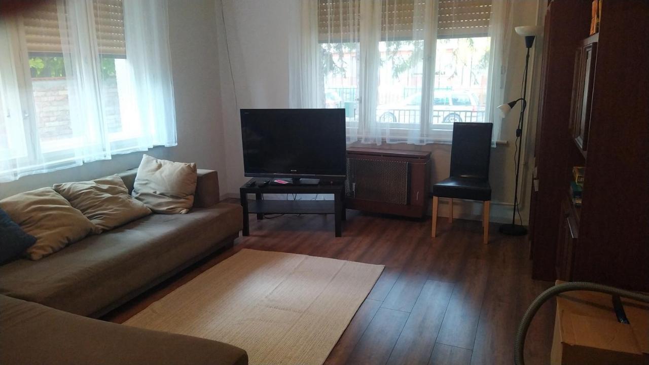 Tulipán Vendégház Apartamento Siófok Exterior foto